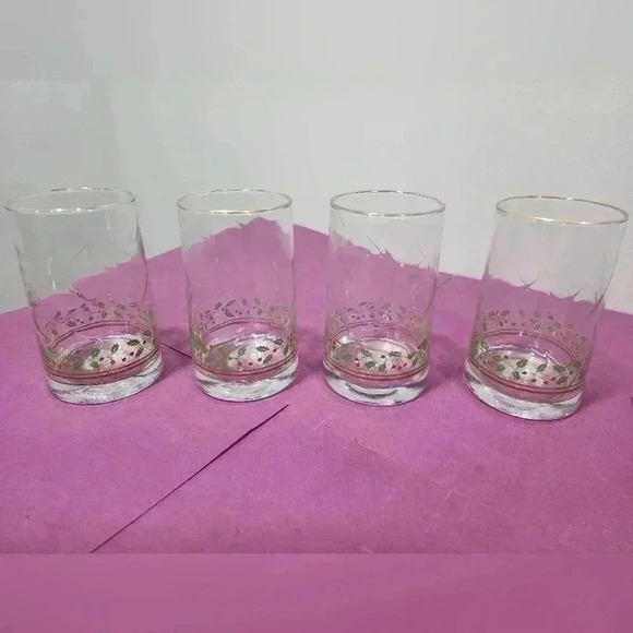 Vintage Arbys Christmas Glasses Tumblers Libbey Holly Berry 1982 1983 Set Of 4 - Picture 1 of 6